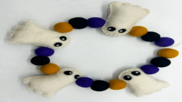 DIY Halloween Felt Crafts: The Guide to Sustainable Spooky Decor